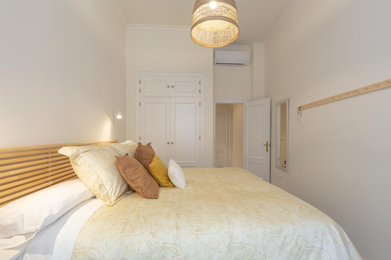 Puerta De Larios: Central Three-Bedroom Apartment With Balconies And Patio Malaga Ngoại thất bức ảnh