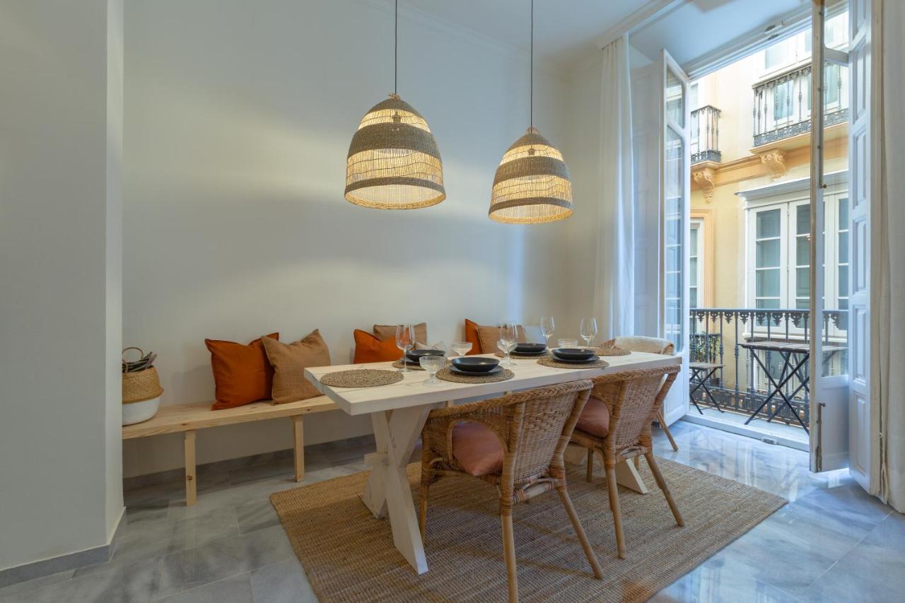 Puerta De Larios: Central Three-Bedroom Apartment With Balconies And Patio Malaga Ngoại thất bức ảnh
