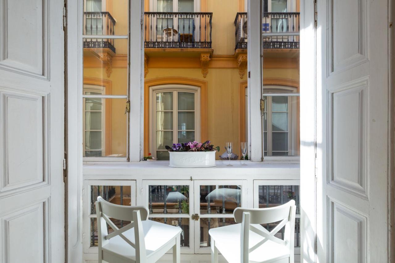 Puerta De Larios: Central Three-Bedroom Apartment With Balconies And Patio Malaga Ngoại thất bức ảnh