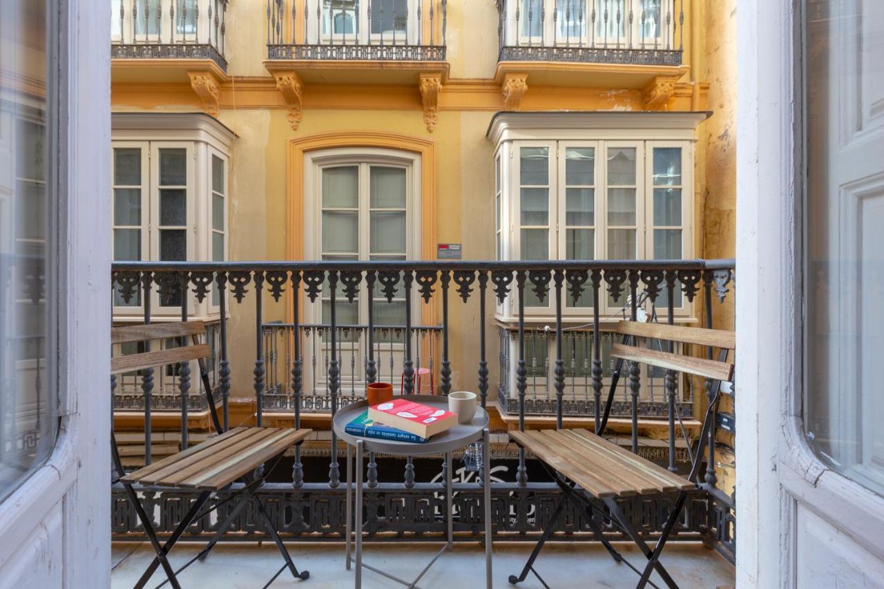 Puerta De Larios: Central Three-Bedroom Apartment With Balconies And Patio Malaga Ngoại thất bức ảnh