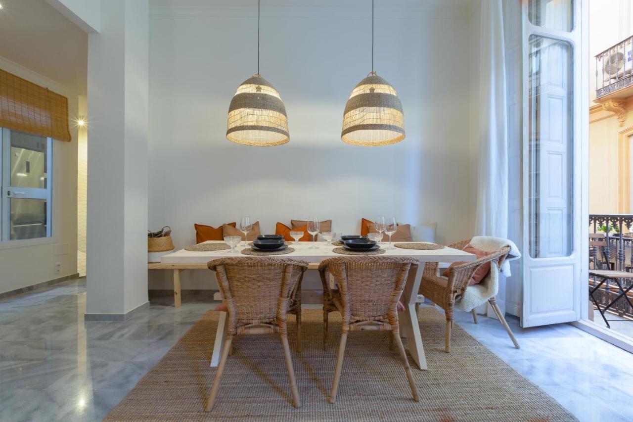 Puerta De Larios: Central Three-Bedroom Apartment With Balconies And Patio Malaga Ngoại thất bức ảnh